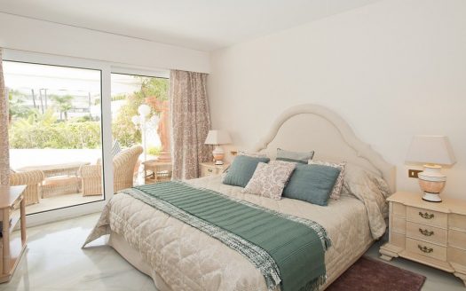 Apartamento de 3 dormitorios en Puerto Banus