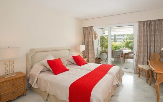 Apartamento de 3 dormitorios en Puerto Banus