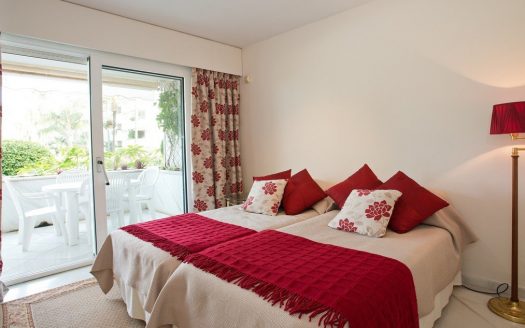 Apartamento de 3 dormitorios en Puerto Banus