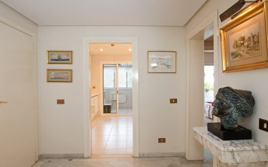 Apartamento de 3 dormitorios en Puerto Banus