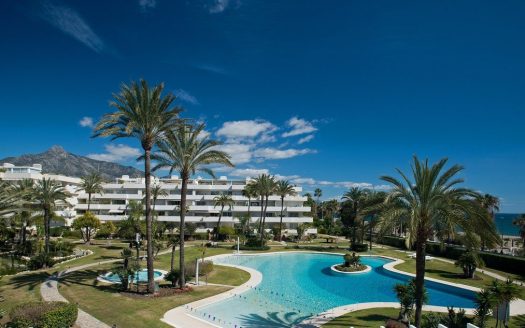 Apartamento de 3 dormitorios en Puerto Banus