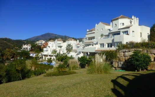 Apartamento de 2 dormitorios en Benahavis