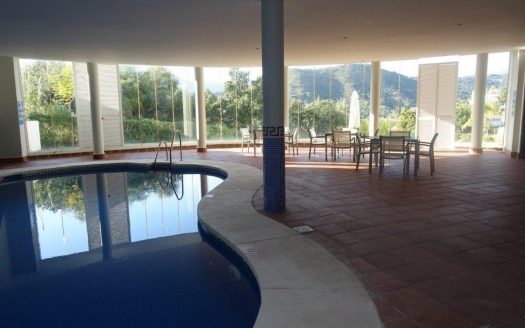 Apartamento de 2 dormitorios en Benahavis