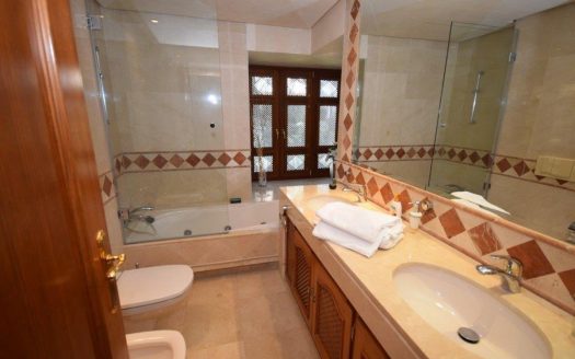 3 bedrooms Apartment in Nueva Milla de Oro