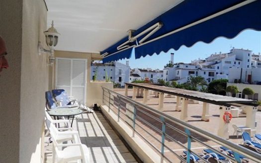Apartamento de 2 dormitorios en Puerto Banus
