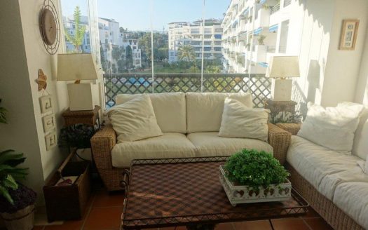 Apartamento de 2 dormitorios en Puerto Banus