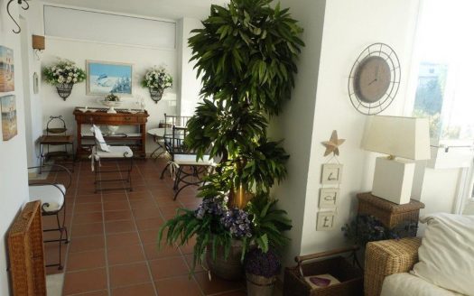 Apartamento de 2 dormitorios en Puerto Banus