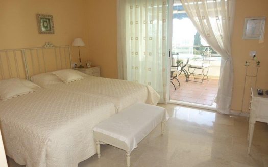 Apartamento de 2 dormitorios en Puerto Banus