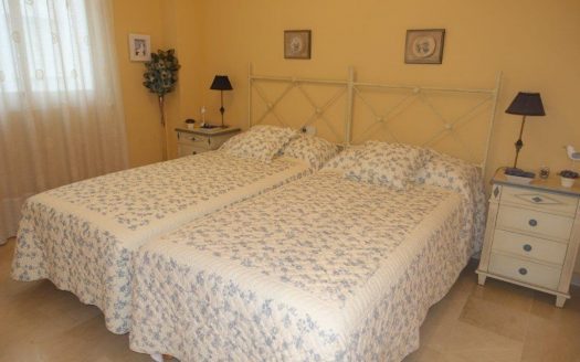 Apartamento de 2 dormitorios en Puerto Banus