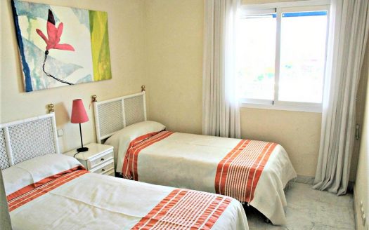 Apartamento de 3 dormitorios en Puerto Banus