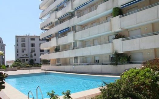 Apartamento de 3 dormitorios en Puerto Banus