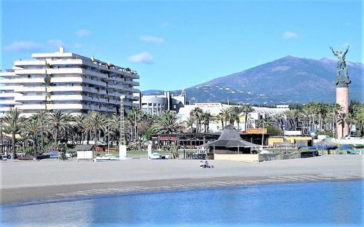 Apartamento de 3 dormitorios en Puerto Banus