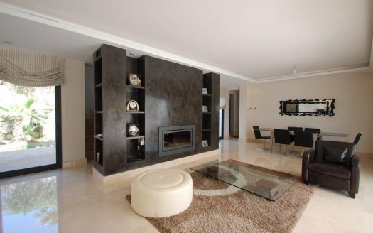 Villa de 5 dormitorios en Milla de Oro