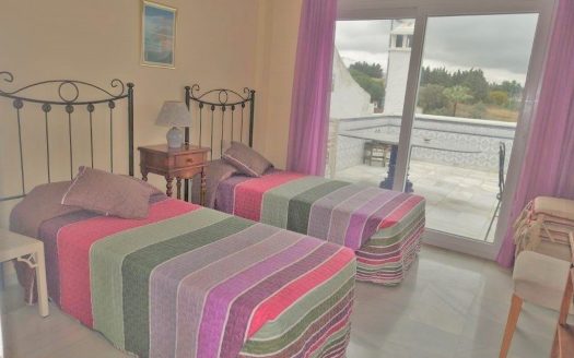 Ático de 3 dormitorios en Nueva Andalucia