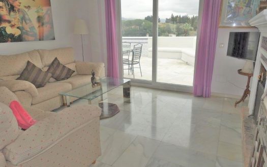 Ático de 3 dormitorios en Nueva Andalucia