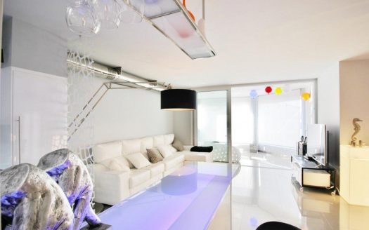 Apartamento de 3 dormitorios en Puerto Banus