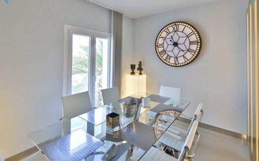 Apartamento de 3 dormitorios en Puerto Banus