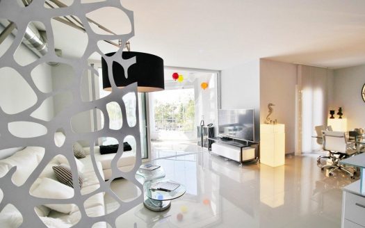 Apartamento de 3 dormitorios en Puerto Banus