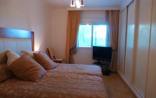 Apartamento de 2 dormitorios en Nueva Andalucia