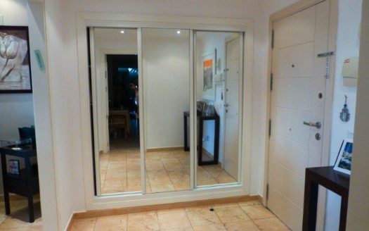 Apartamento de 2 dormitorios en Nueva Andalucia