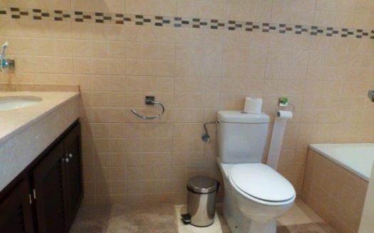Apartamento de 2 dormitorios en Nueva Andalucia