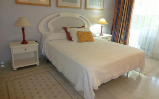 2 bedrooms Apartment in Alcazaba Beach