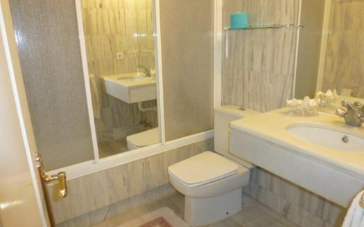 2 bedrooms Apartment in Alcazaba Beach