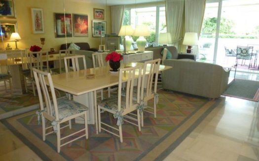 2 bedrooms Apartment in Alcazaba Beach