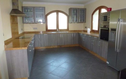 5 bedrooms Villa in El Paraiso