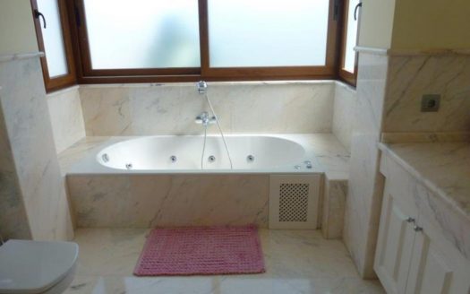 5 bedrooms Villa in El Paraiso