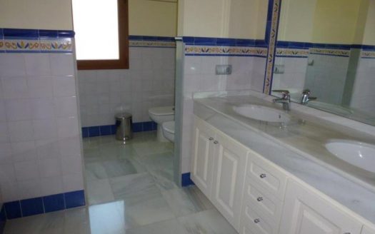 5 bedrooms Villa in El Paraiso
