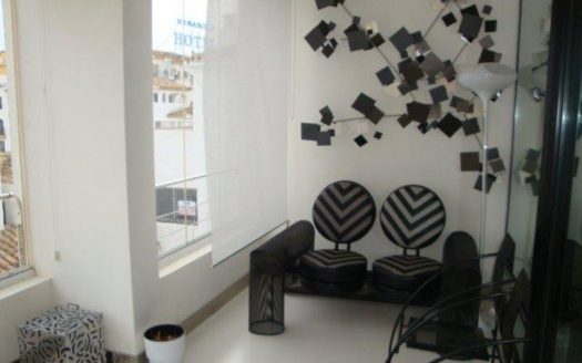 Ático de 2 dormitorios en Puerto Banus