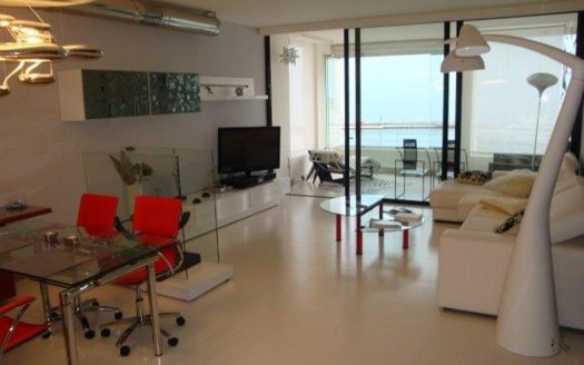 Ático de 2 dormitorios en Puerto Banus