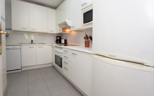 Apartamento de 2 dormitorios en Puerto Banus