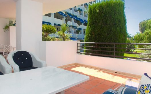 Apartamento de 2 dormitorios en Puerto Banus