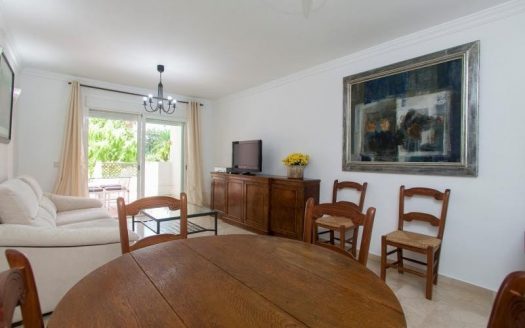 Apartamento de 2 dormitorios en Puerto Banus