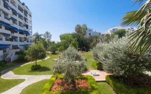 Apartamento de 2 dormitorios en Puerto Banus
