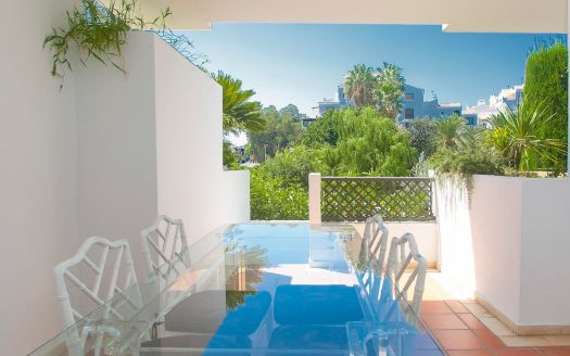 Apartamento de 2 dormitorios en Puerto Banus