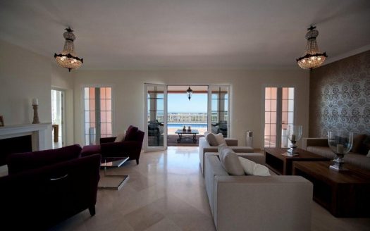 Villa de 3 dormitorios en Benahavis