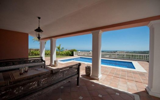 Villa de 3 dormitorios en Benahavis