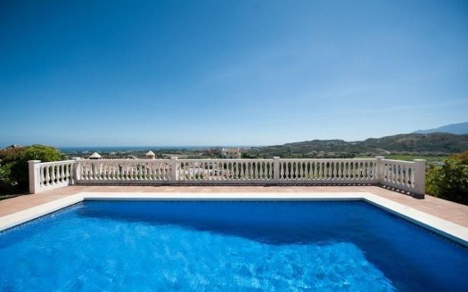 Villa de 3 dormitorios en Benahavis