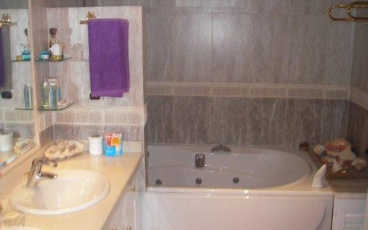 Ático de 3 dormitorios en Milla de Oro