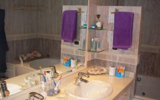 Ático de 3 dormitorios en Milla de Oro