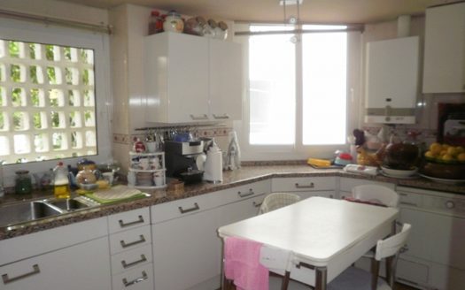 Apartamento de 5 dormitorios en Puerto Banus