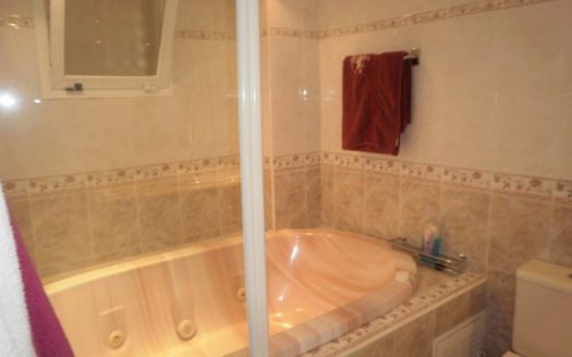 Apartamento de 5 dormitorios en Puerto Banus