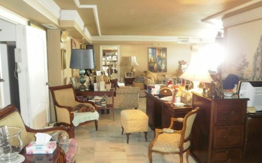 Apartamento de 5 dormitorios en Puerto Banus