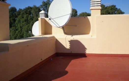 Adosado de 3 dormitorios en Nueva Andalucia