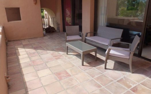 Apartamento de 2 dormitorios en Benahavis