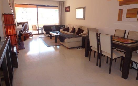 Apartamento de 2 dormitorios en Benahavis