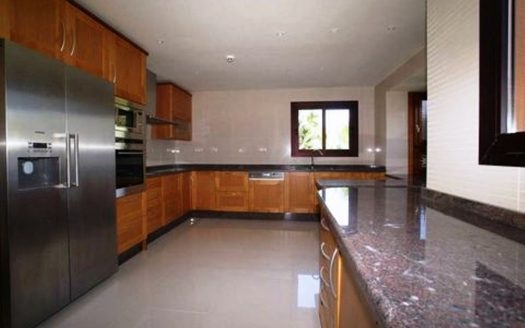 Ático de 3 dormitorios en Puerto Banus